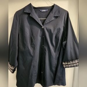 Penningtons 3/4 sleeve blouse. Size 18 Preloved.